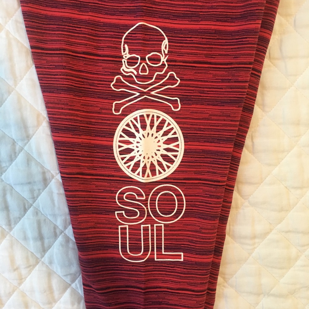 Lululemon for Soulcycle Capri leggings! 🚲